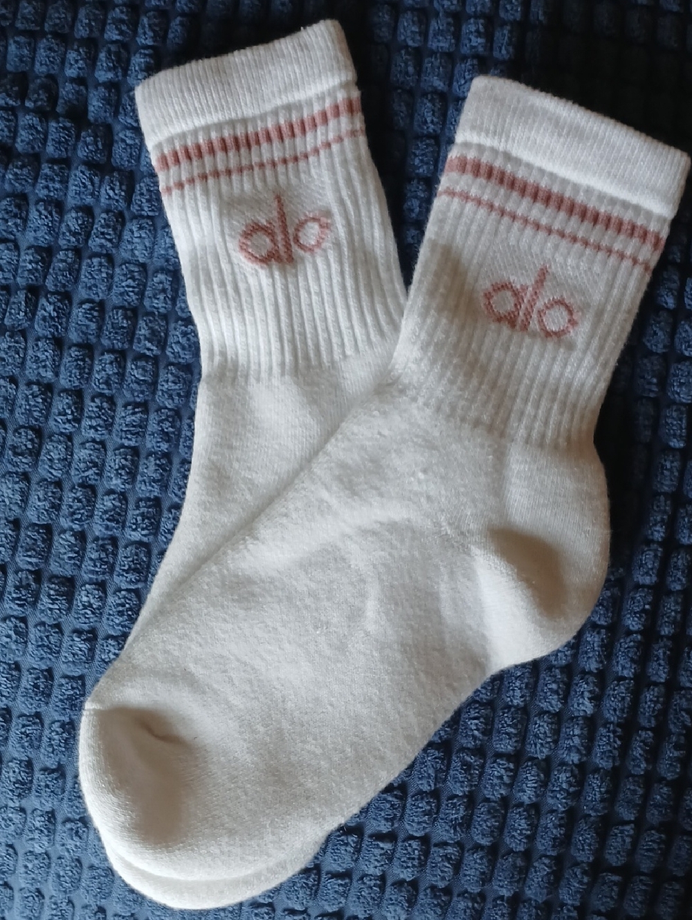 ALO Yoga White Crew Socks with Pink Logo & Stripe